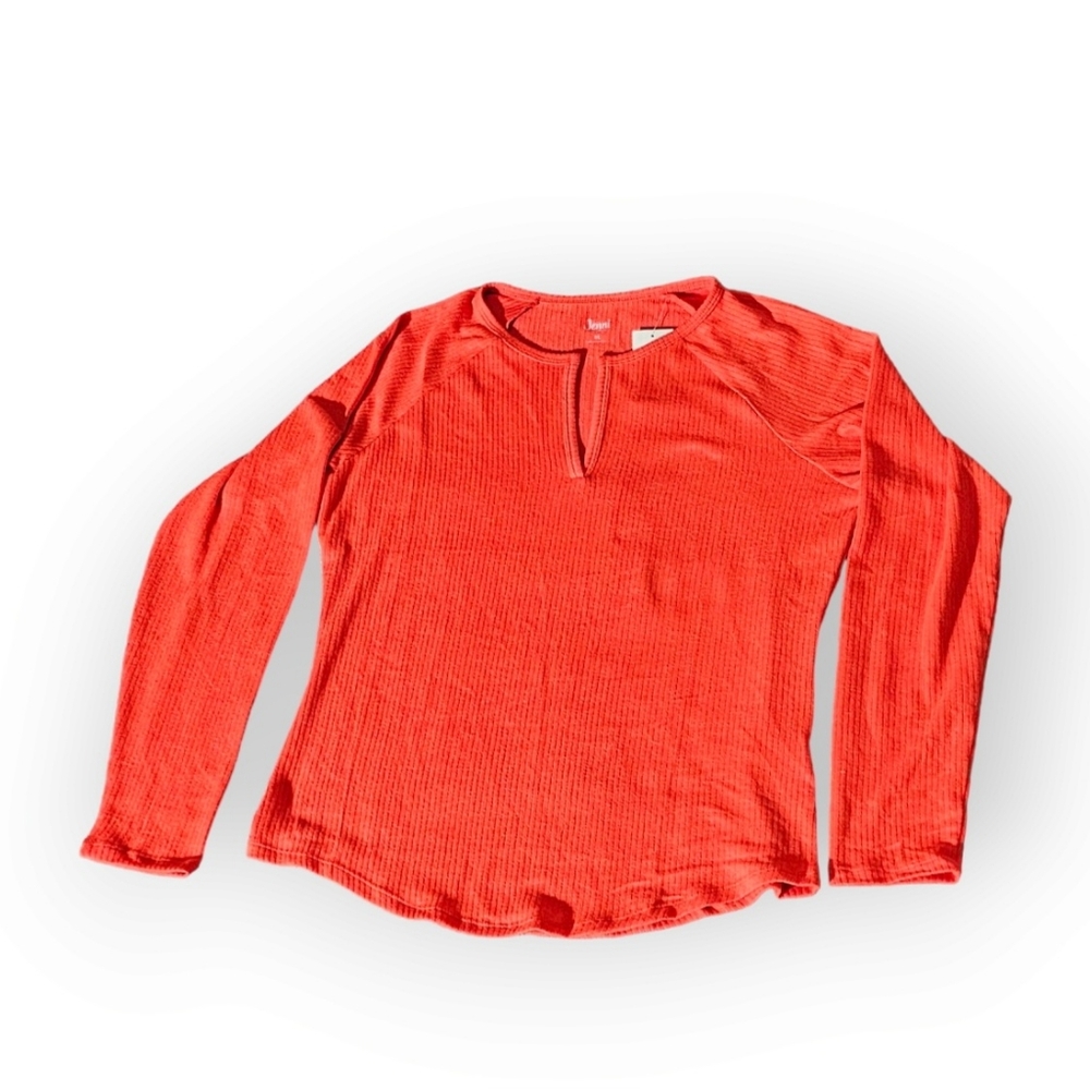 blouse.